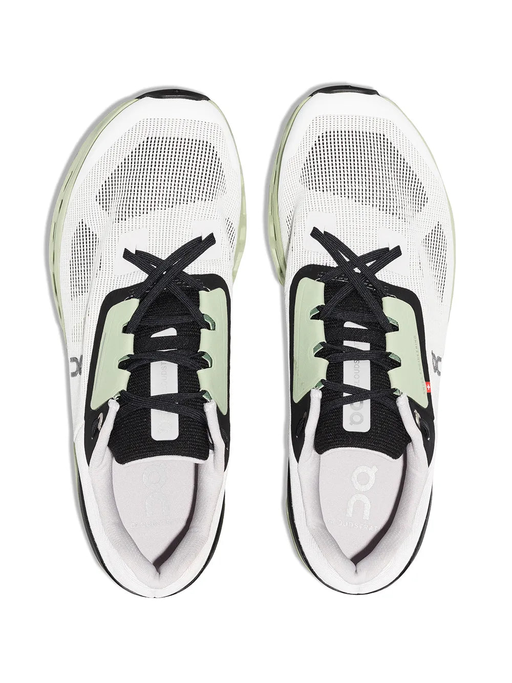 On Running Cloudstratus Low-Top