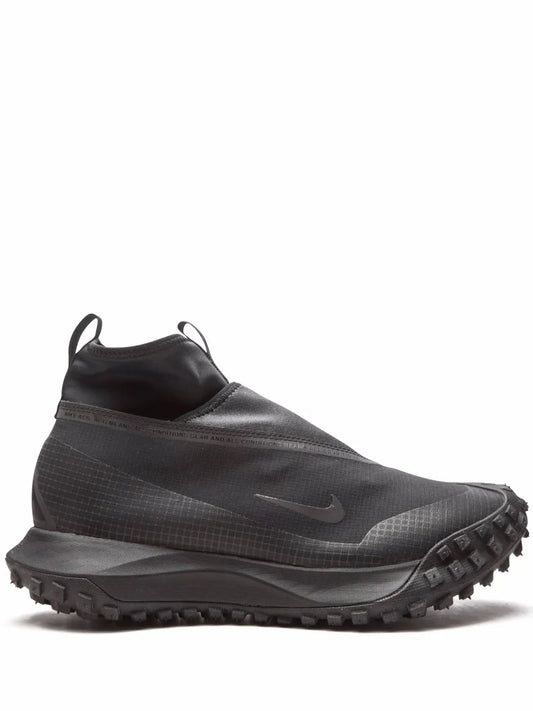 Nike ACG Mountain Fly Gore-Tex boots with rugged tread sole and Swoosh logo