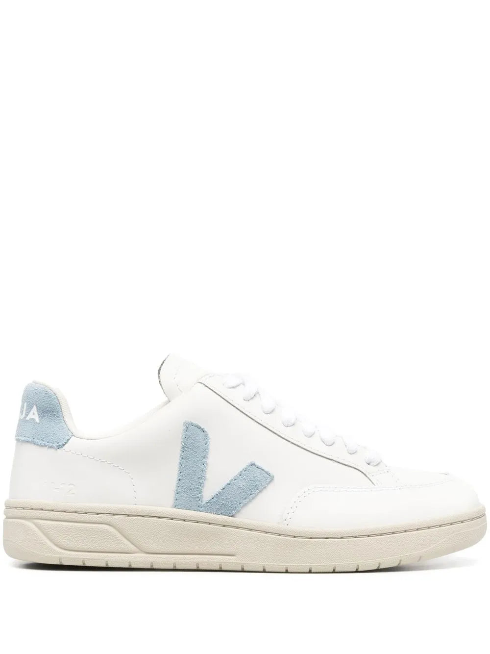 VEJA V12 Low-Top