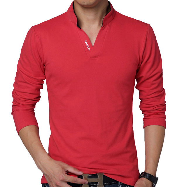 Men's long-sleeve V-neck T-shirt in red, with short button placket