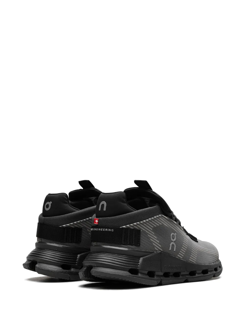 On Running Cloudnova Low-Top