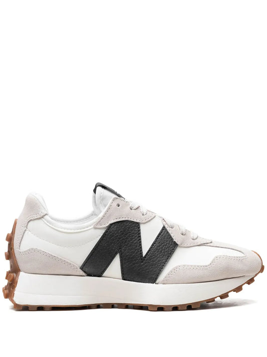 Low-top sneaker with white leather and black V logo, gum rubber outsole