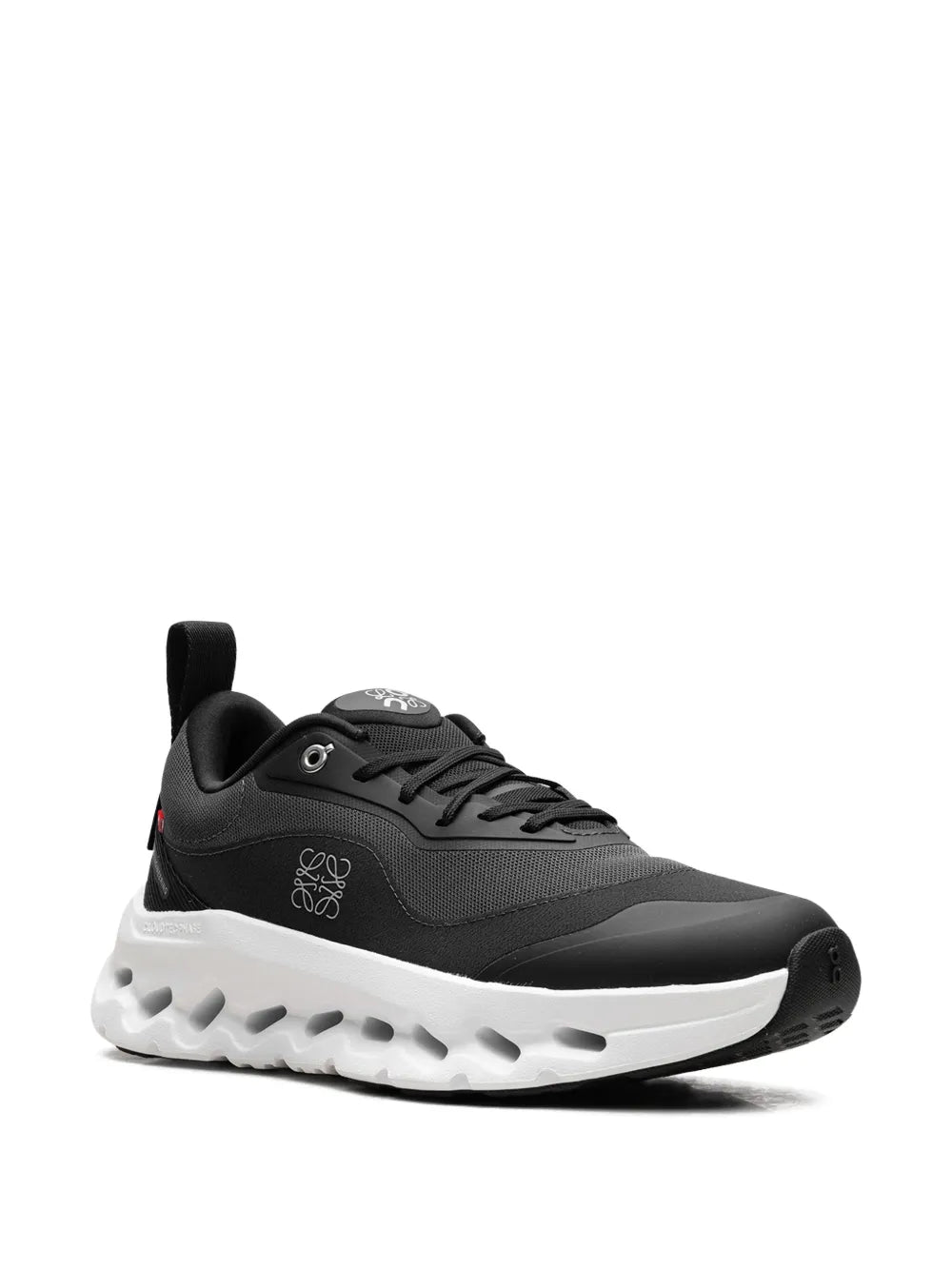 On Running X Loewe Cloudtilt 2.0