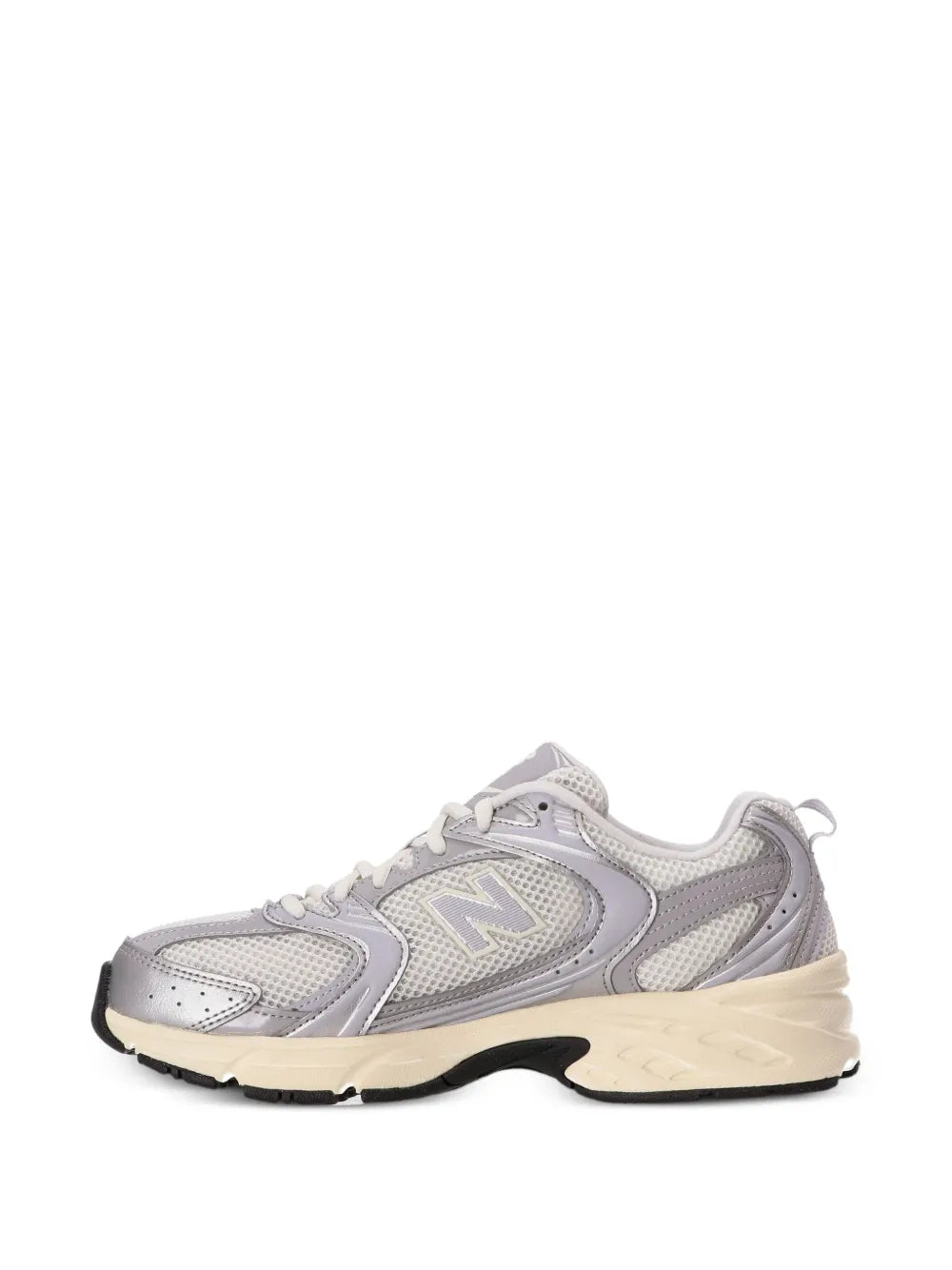 Low-top sneakers, light gray lace-up with beige midsole and black outsole