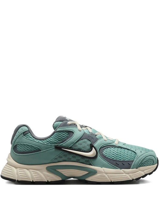 Nike V5 Rnr mesh low-top sneakers, green teal with beige sole and lace-up