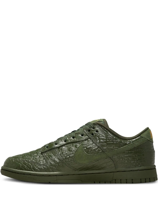 Green Nike Dunk Low lace-up sneakers with snakeskin-effect leather upper