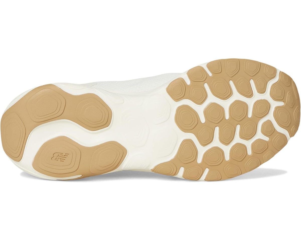 Men's New Balance Fresh Foam X 1440 outsole, white tread with tan rubber traction pods