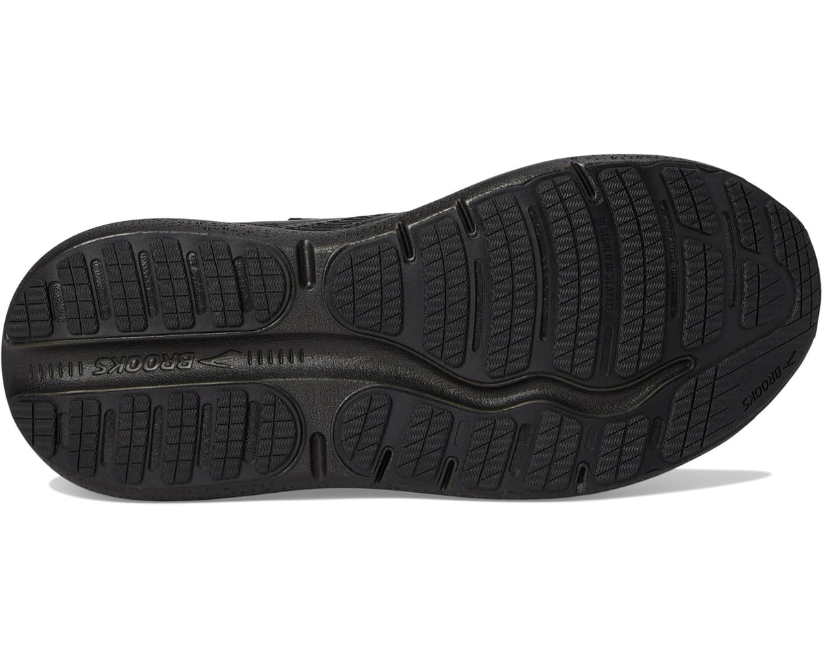Black rubber outsole with traction tread pattern for Men’s Brooks Ghost Max running shoes