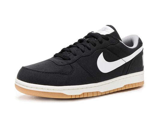 Men's Nike low-top sneakers in black with white swoosh and gum-colored rubber sole